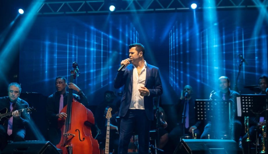 Fabiano Juffu encerra Festival do Rei com show em homenagem a Roberto Carlos, neste sábado (18)