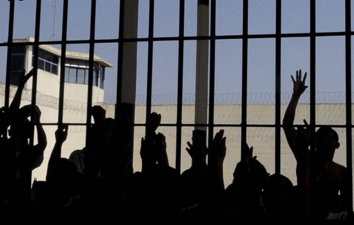 Classificar PCC e CV como terroristas não ajuda o Brasil, diz promotor