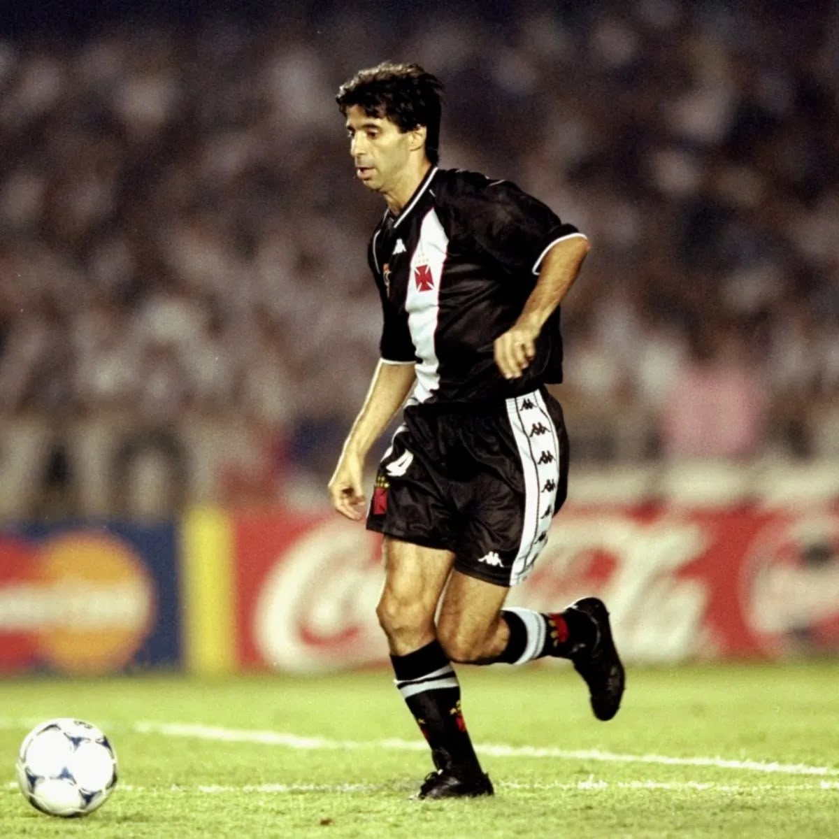 Torcida Barreira Caxu Vasco celebra 2 anos com presença de Carlos Germano, Donizete e Mauro Galvão