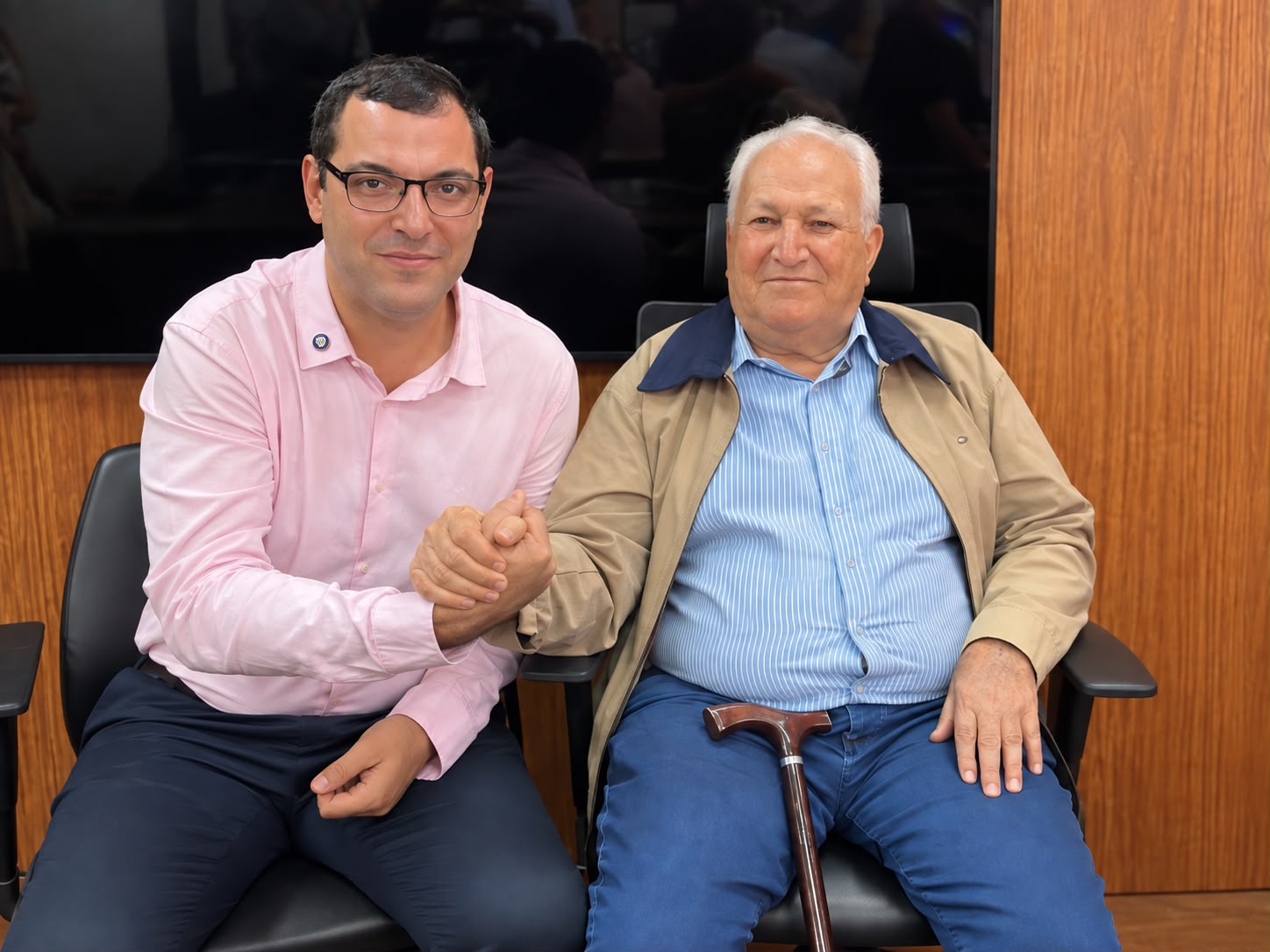 “Ter um deputado aqui de Cachoeiro é prioridade”, diz Ferraço ao apoiar Bruno Resende